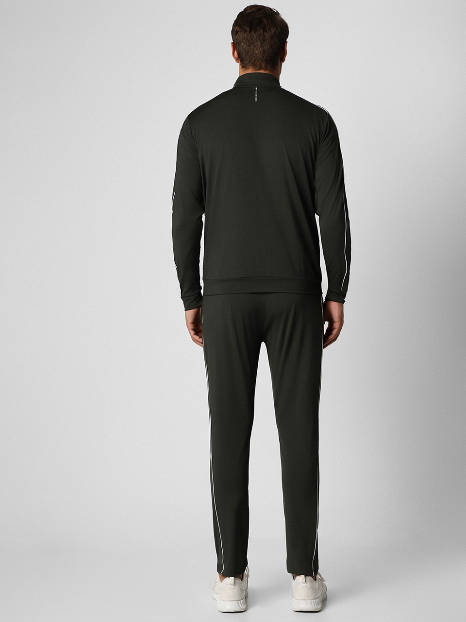 6a73f390-d1ee-4529-b095-ee968bc0311f